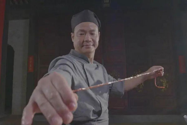 前文再續(xù)，書接上一回，搵食大BOSS終于現(xiàn)身啦！