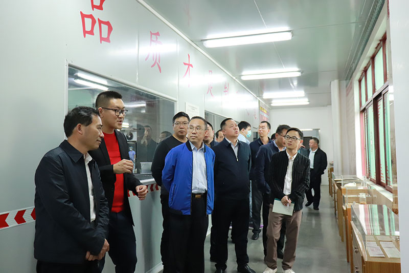 貴州六盤水市農(nóng)業(yè)農(nóng)村局到黃圃鎮(zhèn)考察調(diào)研，走訪榮業(yè)食品